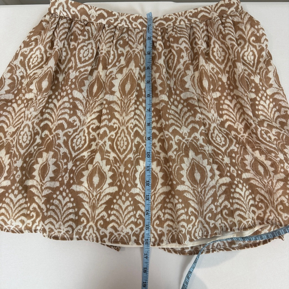 Dynamite Pleated Damask Mini Skirt Womens Medium White Tan Lined - Picture 11 of 11